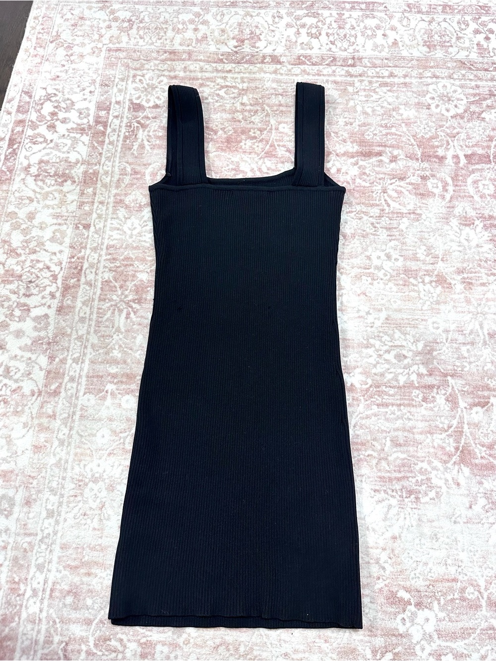 LBD 🖤 Stretchy Ribbed Bodycon Black Dress - Picture 5 of 9